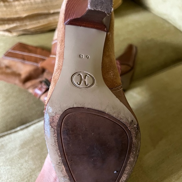 Cole Haan Leather Booties, gently worn Sz 6 - Picture 6 of 7